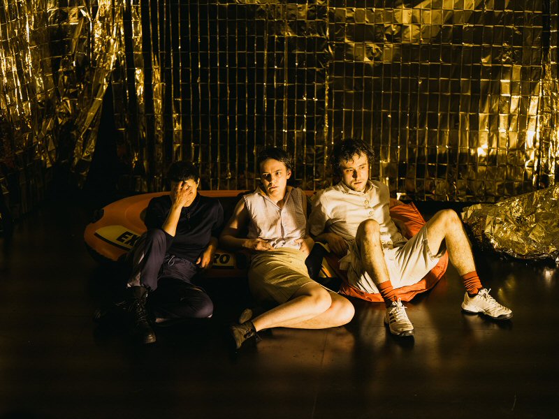 Flora Van Canneyt in Heb Het Te Warm Zal Doen Wat Ik Kan