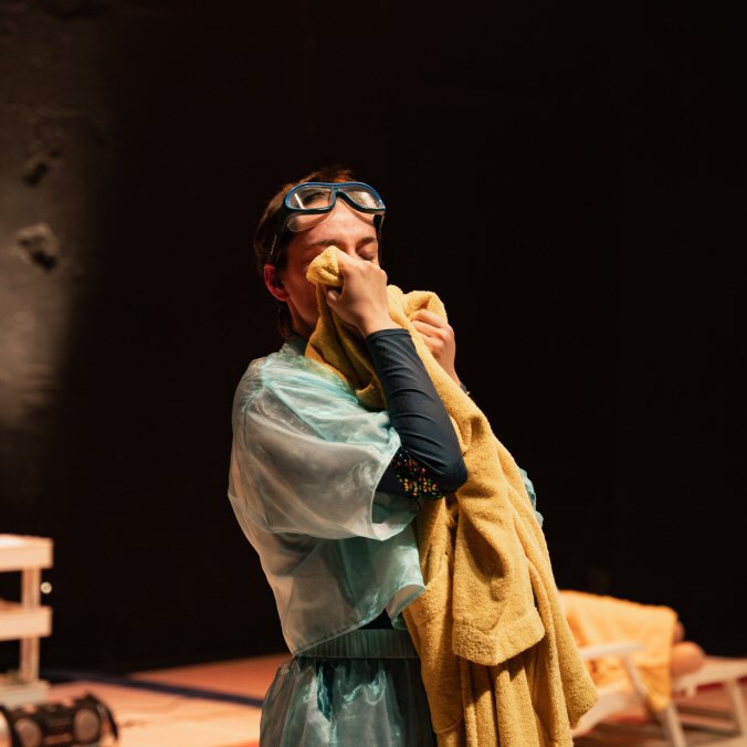 Flora Van Canneyt in Maitre Nageur