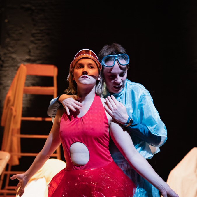 Flora Van Canneyt in Maitre Nageur